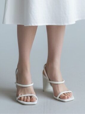 ALDO Karla White Strappy Block Heel Sandals Square Toe Women’s Size 6